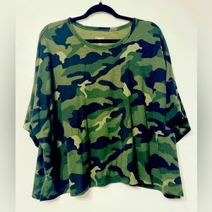 Old Navy Slight Crop Camouflage T-Shirt
